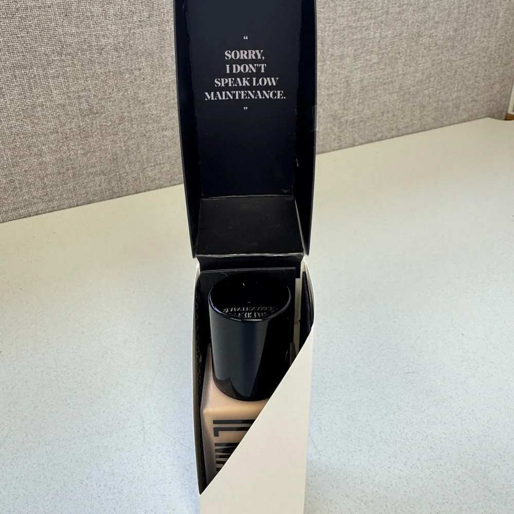 IL MAKIAGE Foundation - Natural Ivory - Picture 3 of 6